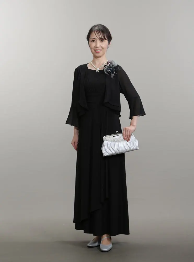 【新品・未使用】フォーマルドレス　17号 17号 (4L) | 結婚式母親ドレスレンタル専門店のママズドレス